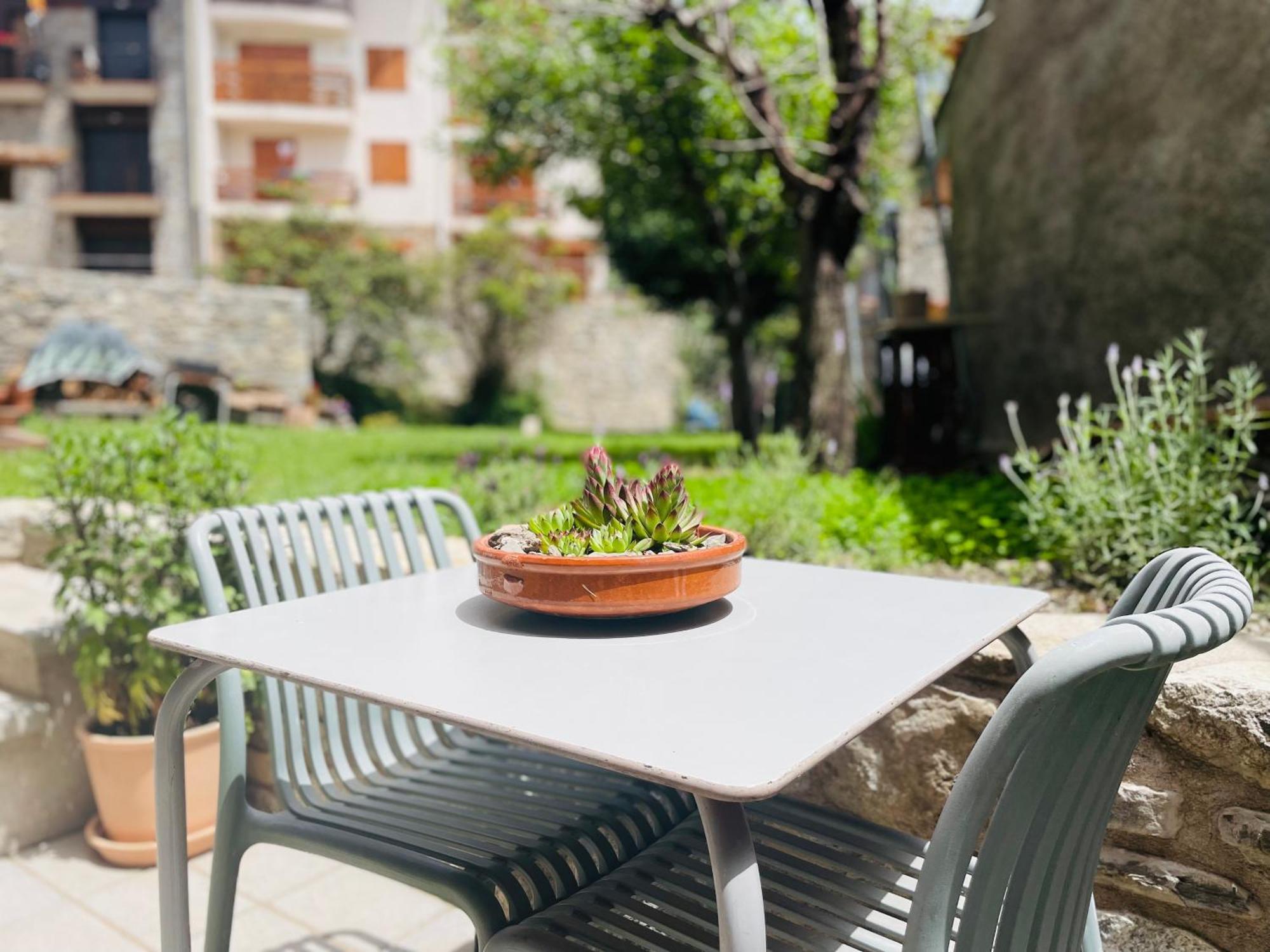 Paroi Apartment *